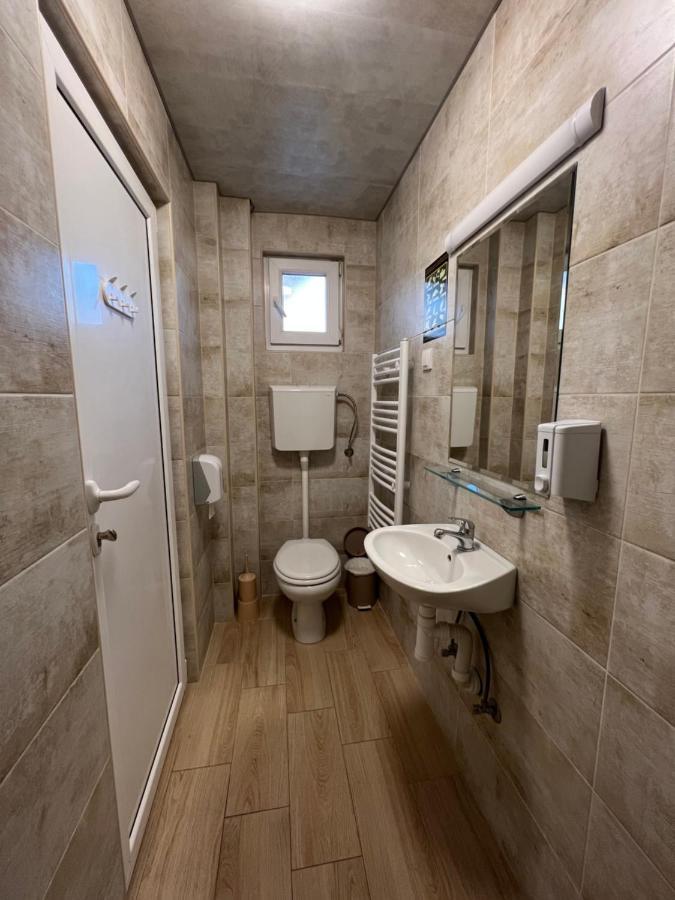Villa Klara Novi Sad Esterno foto
